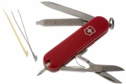 Victorinox Signature Rouge 0.6225 Couteau Suisse