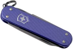 Victorinox Classic SD Alox Colours, Electric Lavender 0.6221.223G Couteau Suisse -Couteaux De Poche Soldes VT0 6221 223G 04 victorinox