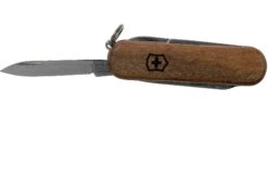 Victorinox Classic SD Wood 0.6221.63 Couteau Suisse -Couteaux De Poche Soldes VT0 6221 63 03 victorinox