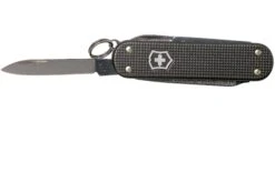 Victorinox Classic SD Alox Limited Edition 2022, 0.6221.L22 Thunder Gray Zwitsers Couteau De Poche -Couteaux De Poche Soldes VT0 6221 L22 03 victorinox