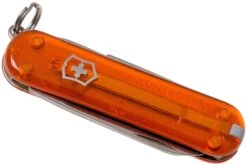 Victorinox Classic SD Translucent Colours, Fire Opal 0.6223.T82G Couteau Suisse -Couteaux De Poche Soldes VT0 6223 T82G 04 victorinox
