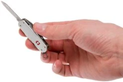 Victorinox MiniChamp Alox Silver 0.6381.26 Couteau Suisse -Couteaux De Poche Soldes VT0 6381 26 05 victorinox vt0 6381 26 05