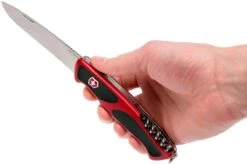 Victorinox RangerGrip 68 Rouge-noir 0.9553.C Couteau Suisse -Couteaux De Poche Soldes VT0 9553 C 05 victorinox vt0 9553 c 05