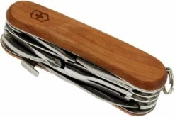 Victorinox EvoWood S557 2.5221.S63 Couteau Suisse -Couteaux De Poche Soldes VT2 5221 S63 06 victorinox evowood s557 vt2 5221 s63 d6