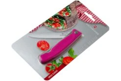 Victorinox SwissClassic Couteau à Légumes Pliant Rose, 6.7836.F5B -Couteaux De Poche Soldes VT6 7836 F5B 07 victorinox