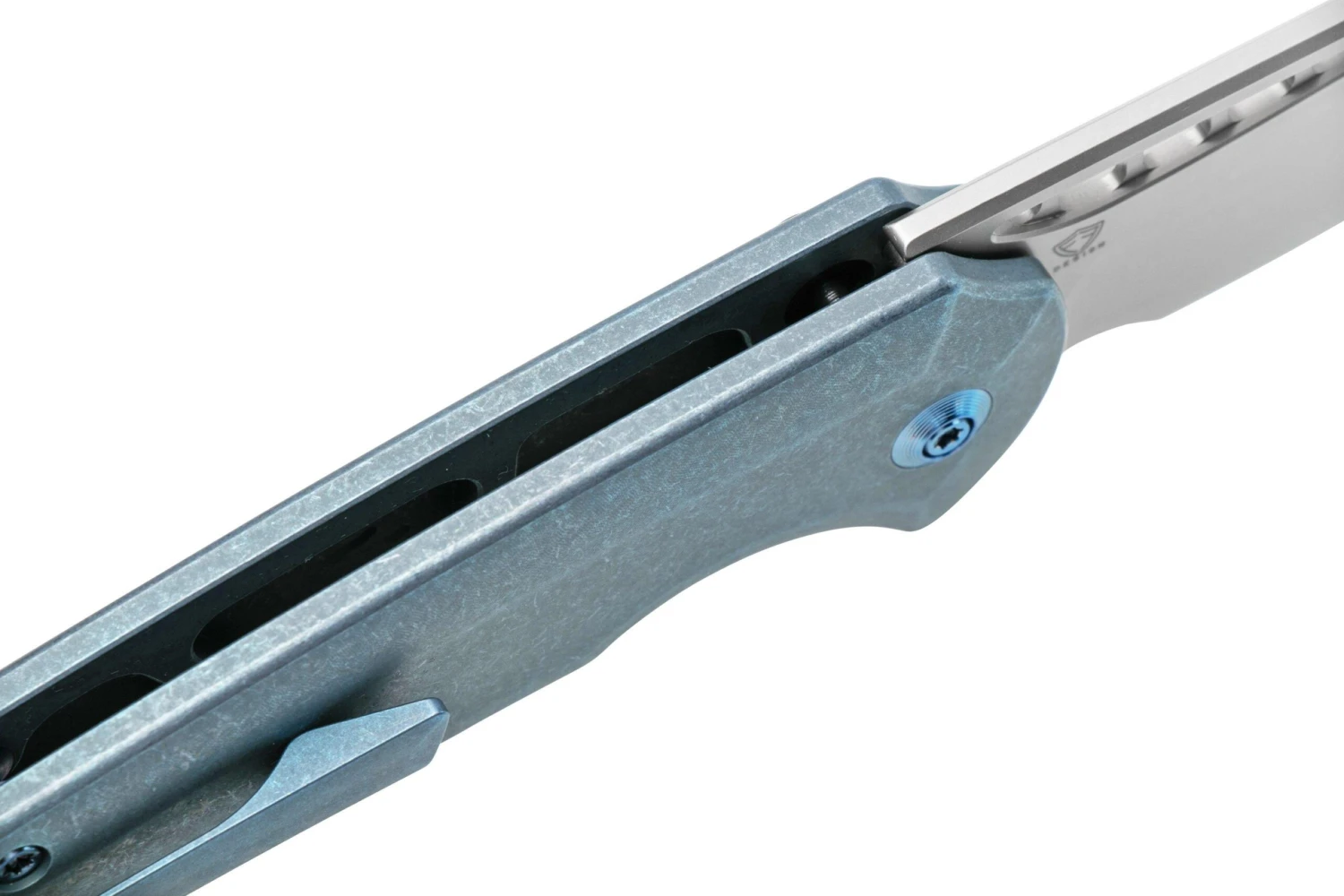 WE Knife Mini Malice WE054BL-3, Blue Titanium Couteau De Poche 9 WE Knife Mini Malice WE054BL-3, Blue Titanium Couteau De Poche - Image 7